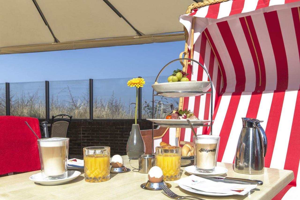 Mein Strandhaus - Hotel, Restaurant & Schwimmbad Timmendorfer Strand Exterior photo